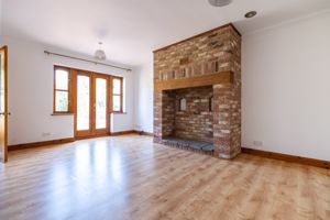 Lounge- click for photo gallery